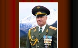 Генерал-лейтенант Виктор Соболев: не могу объяснить многое из того, что происходит и уж наверняка обороноспособности России не способствует Генерал в и соболев биография